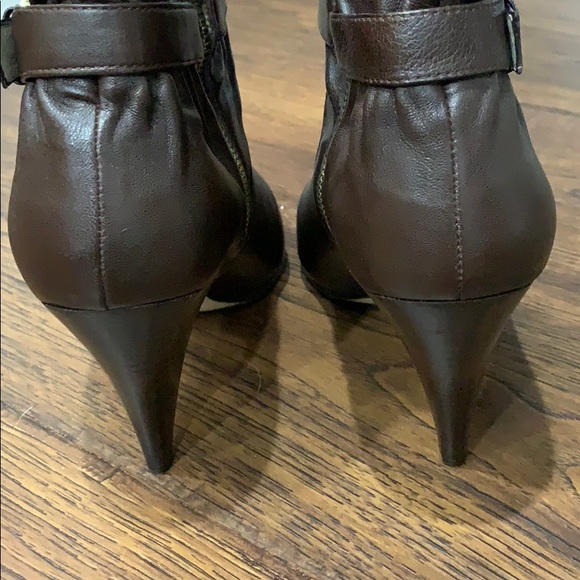 MICHAEL Michael Kors slouchy brown leather ankle boots - Picture 5 of 8